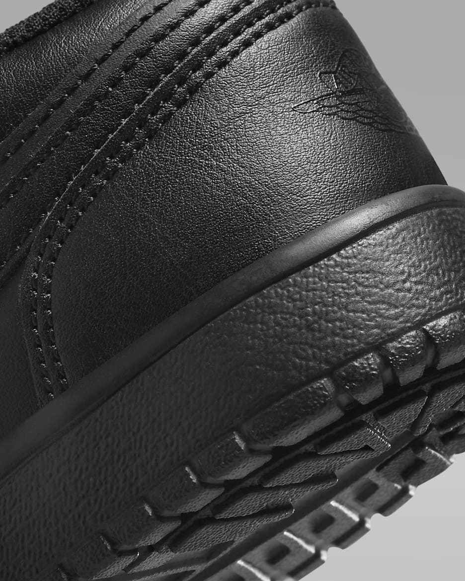 Jordan 1 Low Alt Younger Kids Shoes. Nike UK